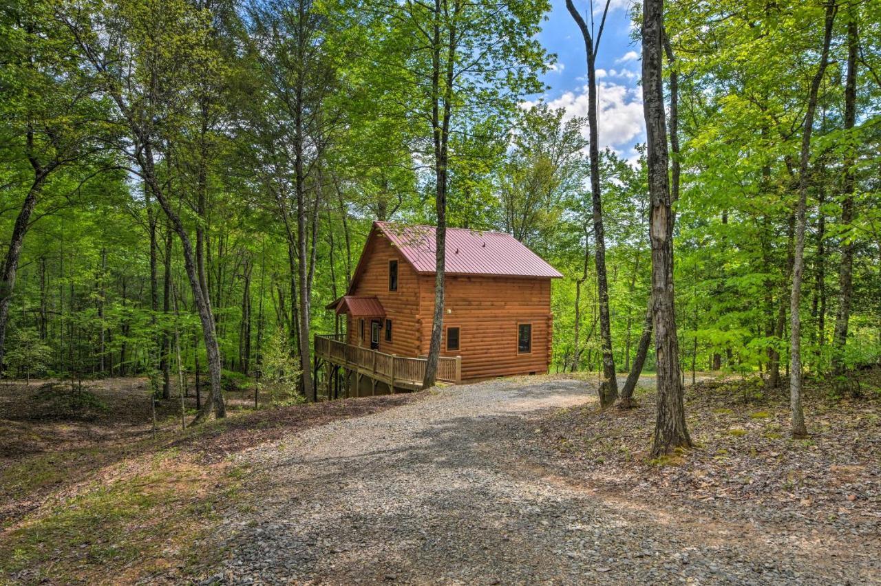 Murphy Cabin With Spacious Deck And Forest Views! エクステリア 写真