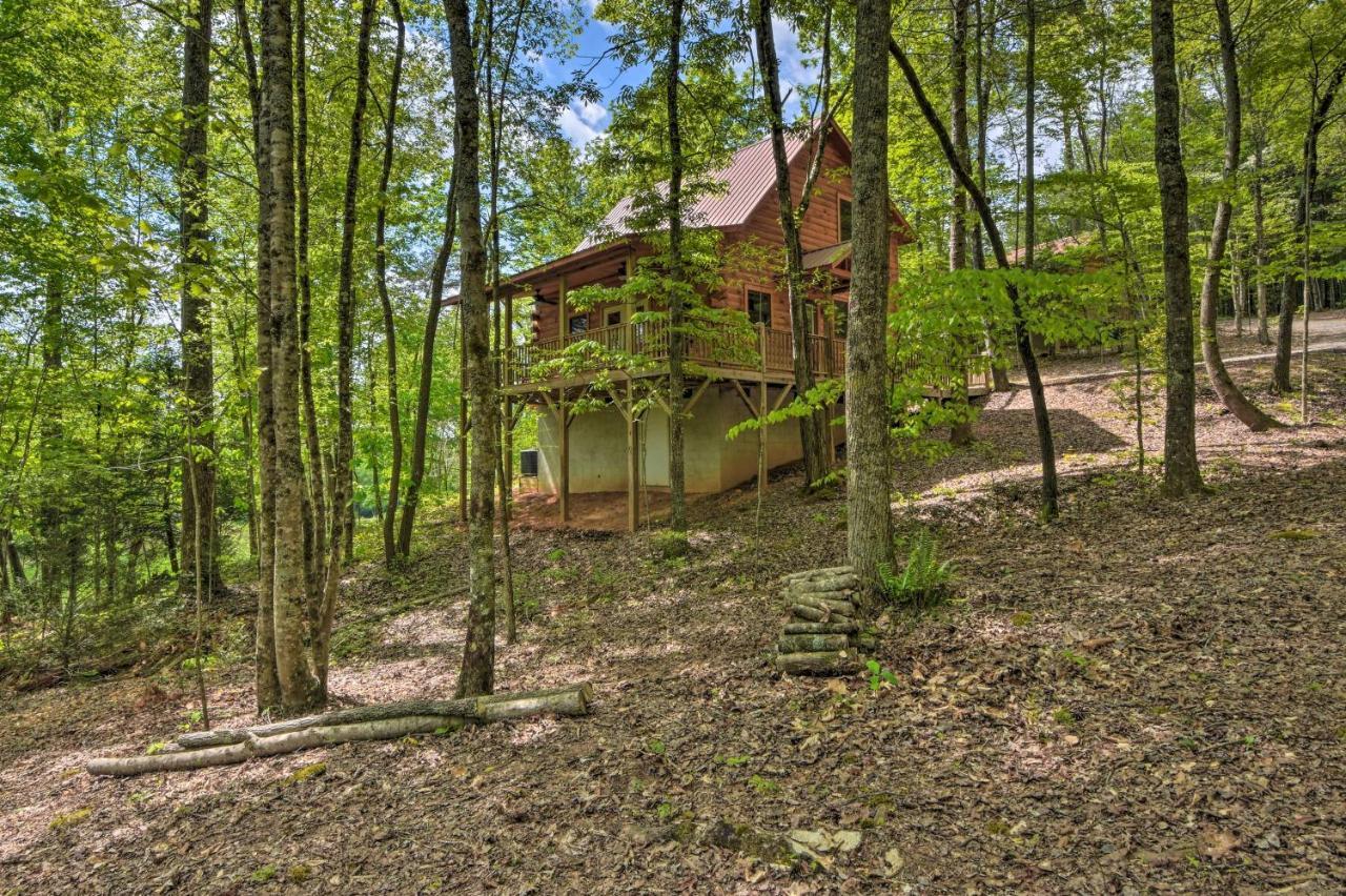 Murphy Cabin With Spacious Deck And Forest Views! エクステリア 写真